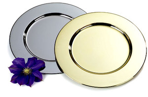 จานที่ชาร์จสีทองโลหะรูปทรงกลมแบบตะวันตกสุดมินิมอลอุปกรณ์รับประทานอาหารค่ำสำหรับงานแต่งงานและบ้าน - Product Image 4