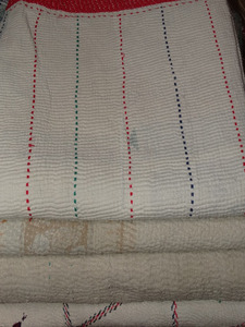 Edredones de punto Kantha hechos a mano Vintage Sari algodón relleno manta invierno verano cama cubierta individual doble tamaño hogar Hotel uso - Product Image 4