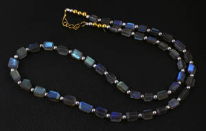 Belle Brin Collier Naturel Labradorite Pépites Forme Bleu Feu Pierres Précieuses Perles Bijoux Faits À La Main En Gros - Product Image 3