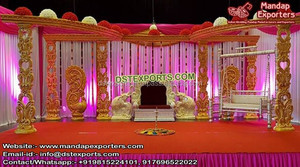 Mandap de Cristal con Diseño de Mariposa en Venta, Fabuloso Mandap de Cristal Dorado para Bodas, Mandap de Cristal de Fibra en Estilo Mariposa, España - Product Image 3