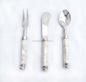 Ensemble de couverts à manche rond MOP en acier inoxydable plaqué argent avec fromage - Product Image 1