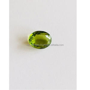 Piedra preciosa de corte ovalado de peridoto natural, Color verde, certificado IGI para accesorios de joyería - Product Image 1