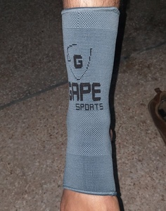 GAPE SPORTS Support de cheville élastique AS-001 de haute qualité Matériau en coton respirant Logo personnalisé Compression réglable - Product Image 3