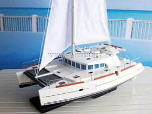 HOLZ LAGON 440 CATAMARAN SEGELBOOTE/HOLZ SEGELBOOT/SCHIFF MODELL