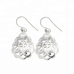 Pendiente de Plata de Ley 925 hecho a mano de nuevo diseño para mujeres y niñas, joyería de moda de estilo religioso con chapado en rodio - Product Image 1
