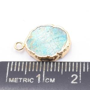 Chrysocolla de 15 a 17 mm con Argolla, Forma Ovalada, Chapado en Oro, para la Fabricación de Joyas - Product Image 3