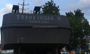 Буксировочная лодка