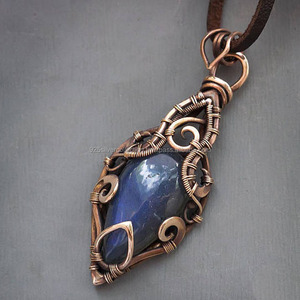Bleu Labradorite En Laiton Finition Pierres Précieuses À La Main Fil Enroulé Pendentif - Product Image 1