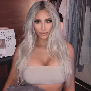 Perruque lace wig lisse en soie, cheveux naturels, gris, argent, 22 pouces, livraison gratuite - Product Image 1