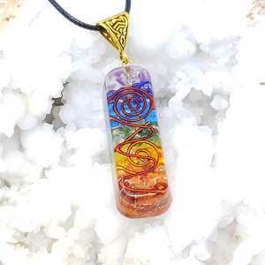 Vente en gros de pendentifs de tuyaux Chakra Orgone pierre précieuse de style Feng Shui et amour pour souvenirs et amélioration de l'énergie - Product Image 1