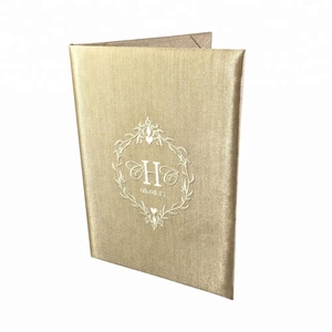 Diseño de Invitación de Boda con Monograma Bordado por Prestige Creations - Product Image 5