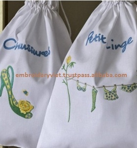 Bolsa de lavandería bordada a mano - Product Image 2