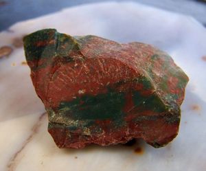 Piedras de Heliotropio Naturales en Bruto, Piedras Preciosas de Alta Calidad - Product Image 1