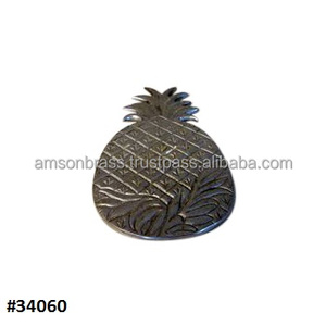 Plateau de service décoratif Plats Plateau de haute qualité Assiette en aluminium de luxe Ananas Plateau de service en argent Ananas - Product Image 4