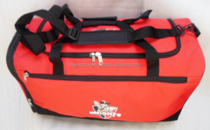 กระเป๋ากีฬา Duffle พิมพ์โลโก้ที่กำหนดเองทำจากวัสดุโพลีเอสเตอร์ที่ทนทาน - Product Image 2
