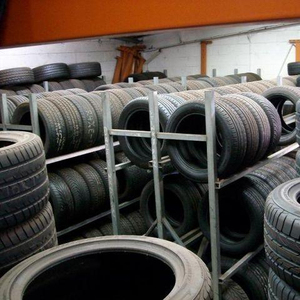 Pneus de camion d'occasion en gros 13R 22.5 295 80R22.5 315 80 R 22.5 Pneu plein certifié DOT Garantie 1 an - Product Image 3