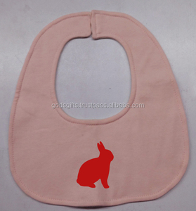Baberos de algodón de terciopelo al por mayor con mordedor, estampado de corazón, opción de logotipo personalizado, diseño unisex - Product Image 2