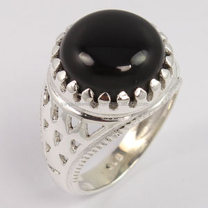 Bague en argent sterling 925 avec onyx noir naturel, bijoux en argent 925 de mode indienne, exportateur de bijoux en pierres précieuses faits à la main - Product Image 1
