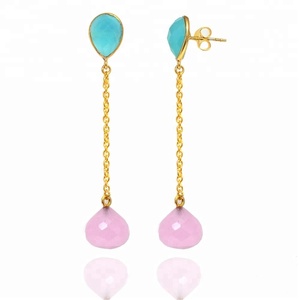 Preciosos Pendientes de Aro Hechos a Mano en Plata de Ley 925 Chapados en Oro con Gemas de Calcedonia Aqua y Rosa, Regalo Clásico para Mujer - Product Image 2