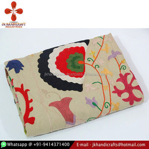 Suzani ผ้าคลุมเตียงแขวนผนัง,ผ้าคลุมเตียงปักลายสำหรับตกแต่งบ้านสไตล์อินเดีย - Product Image 1