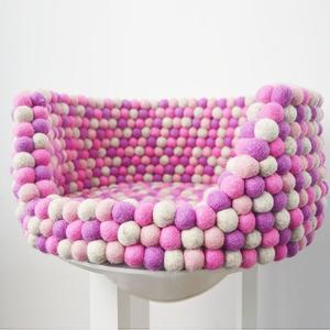 Casa artesanal de fieltro de lana de Nueva Zelanda con patrón sólido acogedor, respetuosa con el medio ambiente, para mujeres nepalíes, camas cálidas para mascotas para perros - Product Image 6