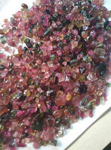 Pierres de Tourmaline naturelles, non découpées, multifonctions - Product Image 3