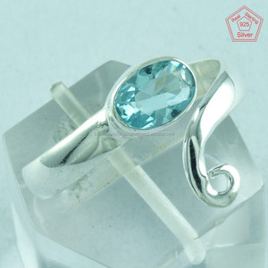¡Belleza del océano! Anillo de Plata de Ley 925 con Topacio Azul, joyería de plata de invierno, joyería de plata 925 especial de San Valentín - Product Image 1