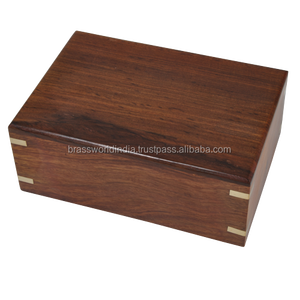 American Style Wooden Urn by Brassworld India - Product Image 6
