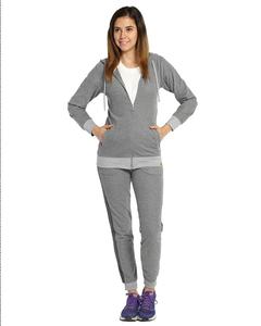 Chándales para las mujeres de 2 piezas conjunto de verano de los niños de terciopelo de poliéster mujeres Chándal fútbol - Product Image 1