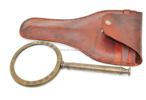 Lupa de mano de 4 pulgadas de latón antiguo, lupa coleccionable Vintage con estuche de cuero, regalo - Product Image 2