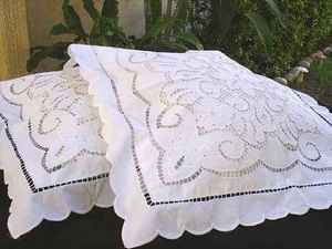 ชุดเครื่องนอน/ผ้าปูที่นอน/ชุดผ้าปูที่นอน ปักลายลูกไม้หรูหรา - Product Image 2