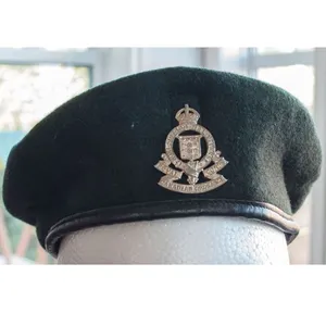 Topi baret hijau biru tua dengan lencana bordir kualitas tinggi 100% wol baret mode kustom Perancis