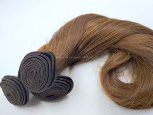 Extensiones de Cabello Indio 100% Puro Virgen Remy, Trama Doble a Máquina, Textura Lisa Natural, Sin Caída, Suave y Brillante - Product Image 2