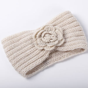 Diadema de punto con flores para mujer, cinta para la cabeza de invierno, cálida para las orejas, hecha a mano, colección única - Product Image 1