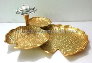 Support à gâteau en bois avec métal - Product Image 3