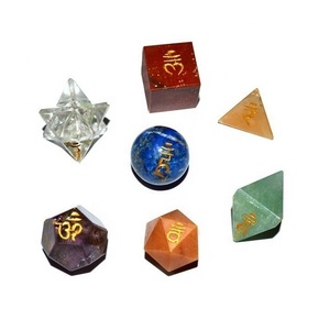 Géométrie des pierres reiki Om de haute qualité Solides platoniques Ensembles de géométrie sacrée Ensemble de géométrie sanskrite à sept chakras Grossiste - Product Image 4