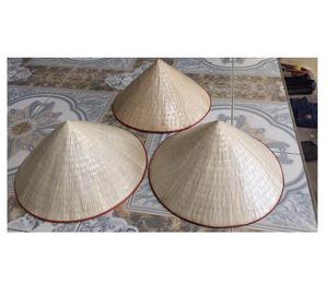 Chapeau conique/chapeau traditionnel vietnamien/chapeau conique en bambou à vendre - Product Image 1