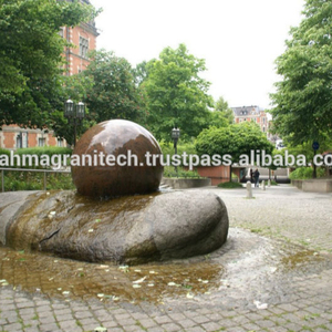 Grandes fontaines d'eau extérieures en marbre faites à la main Design traditionnel Statues élégantes de boule roulante pour ornement de villa de jardin 5 ans - Product Image 2