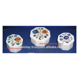 Caja de pastillas de piedra hecha a mano - Product Image 1