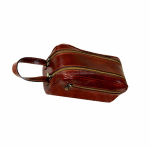 Trousse de maquillage de luxe en cuir véritable pour voyage - Product Image 1