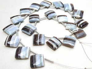 ลูกปัด Briolette ทรงสี่เหลี่ยมทำเครื่องประดับหินขาวสไตล์คอลเลกชันตัด - Product Image 2