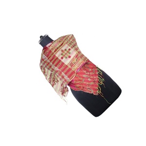 Kantha foulard en soie fait à la main de style vintage design tendance pour les filles SC1212 foulard vintage en coton cousu à la main - Product Image 1