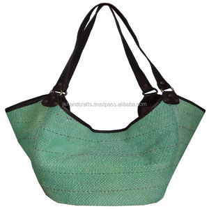 Venta al por mayor Hecho a mano Vintage Sari Kantha Bolsos de mano - Product Image 1