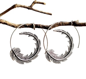 Pendientes de aro en espiral con diseño de hoja grande Tribal de plata elegante para mujer, moda Bohemia de latón para fiesta, boda, compromiso, Ideas de regalo - Product Image 3