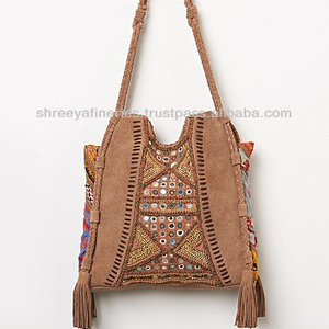 Sac à bandoulière vintage en daim Banjara Fourre-tout en tissu avec doublure en coton - Product Image 1