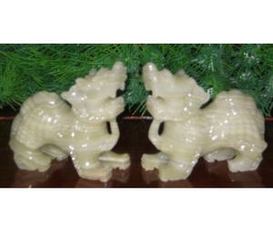 Estatua de Piedra Pixiu de Dragón de Mármol Negro Personalizada de Fábrica de Vietnam - Product Image 2