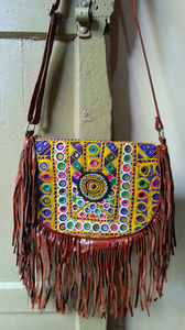 VINTAGE Tribal Banjara Sac à franges en daim Boho Hippie Sac à main Crossbody Sling - Product Image 2