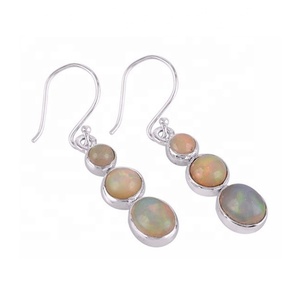 Boucles d'oreilles en pierres précieuses opale éthiopienne en argent sterling 925 fabriquées à la main pour femme et fille bijoux cadeaux - Product Image 1