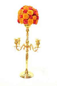 Candelabre à 5 bras en or pour les événements et la décoration de mariage - Product Image 3