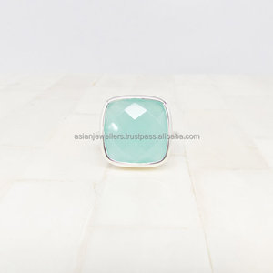 Bague d'anniversaire de fête de mariage en argent sterling 925 faite à la main pour femme en calcédoine bleu clair à facettes - Product Image 1